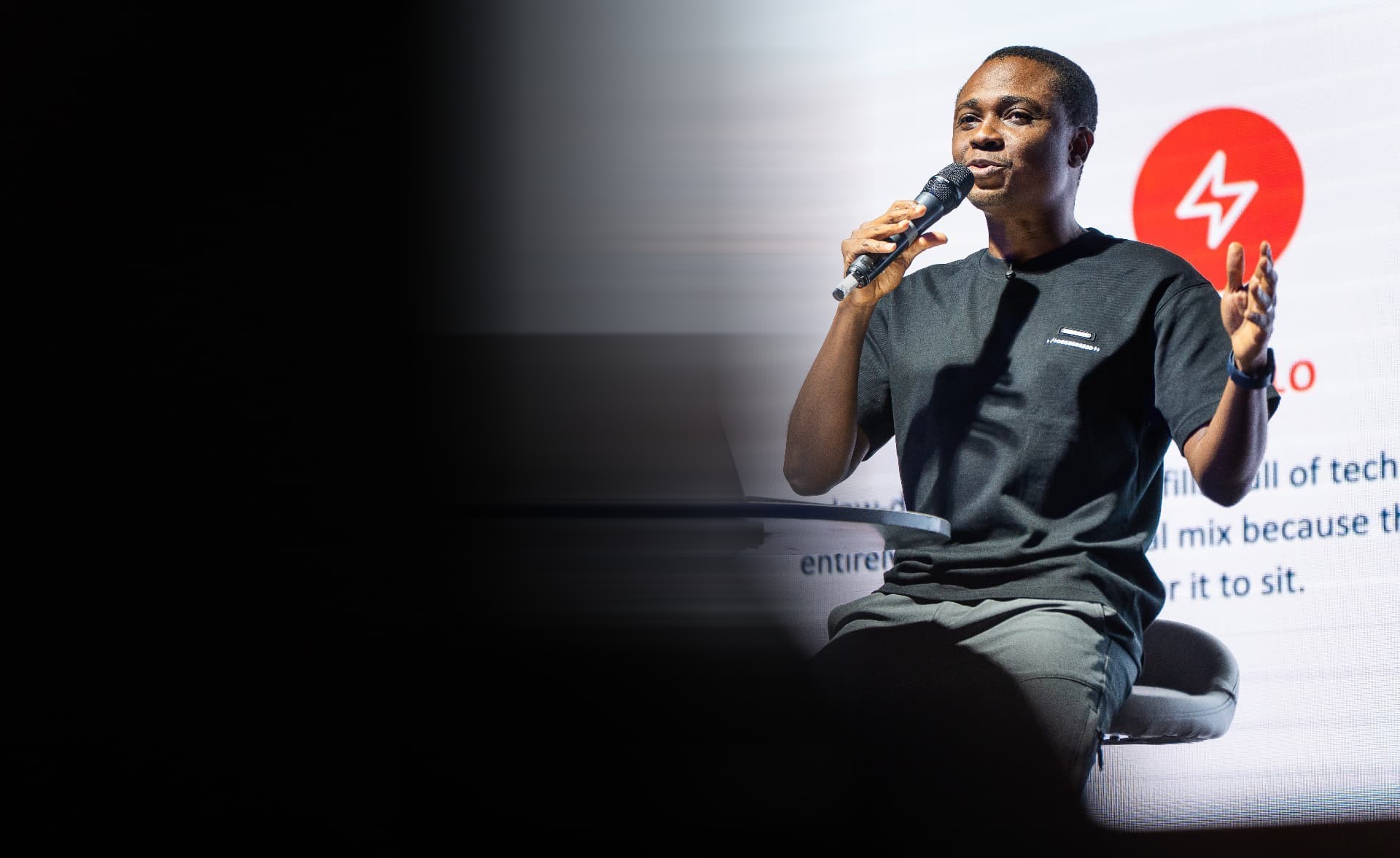 Daniel Ayittah teaching gospel mixing at a live workshop
